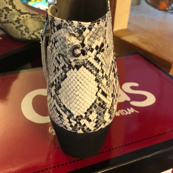 Circus Sam Edelman Pipper Ivory Snake print Boots - Picture 3 of 4